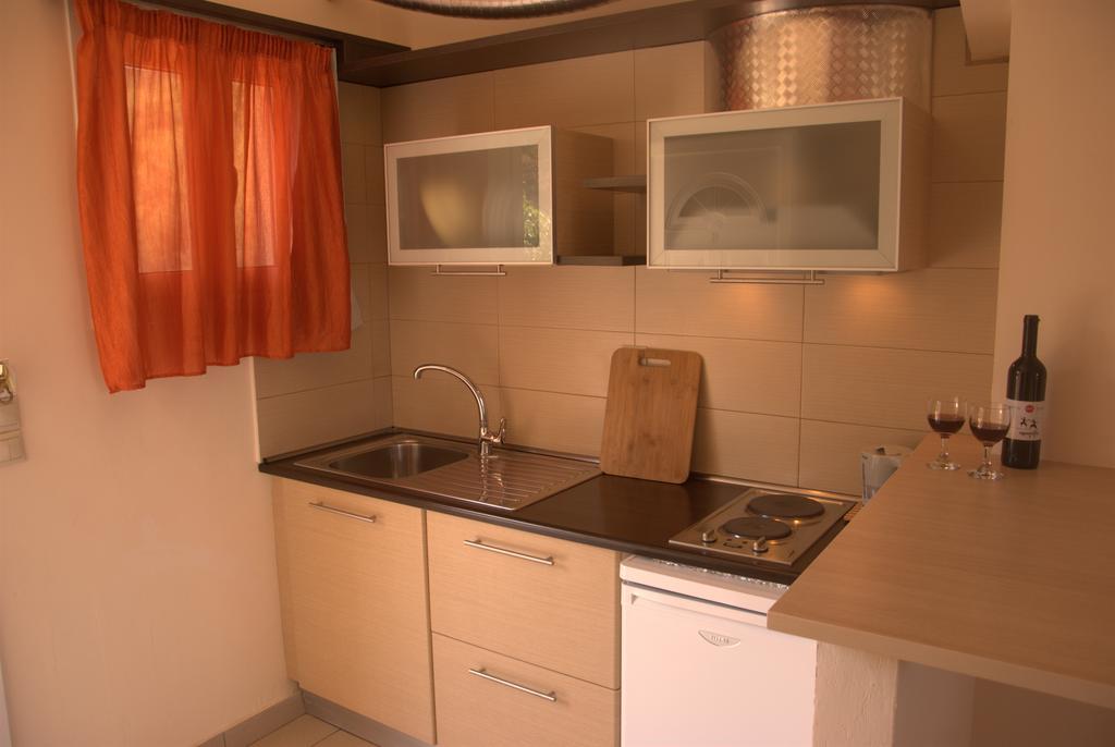 Corfu Pearl Aparthotel เลียปาเดส ภายนอก รูปภาพ